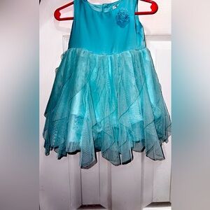 Girls dress